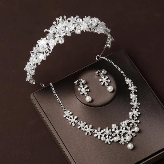 Crown, necklace and pearl earrings for princess