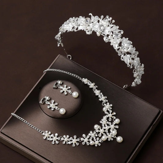 Crown, necklace and pearl earrings for princess